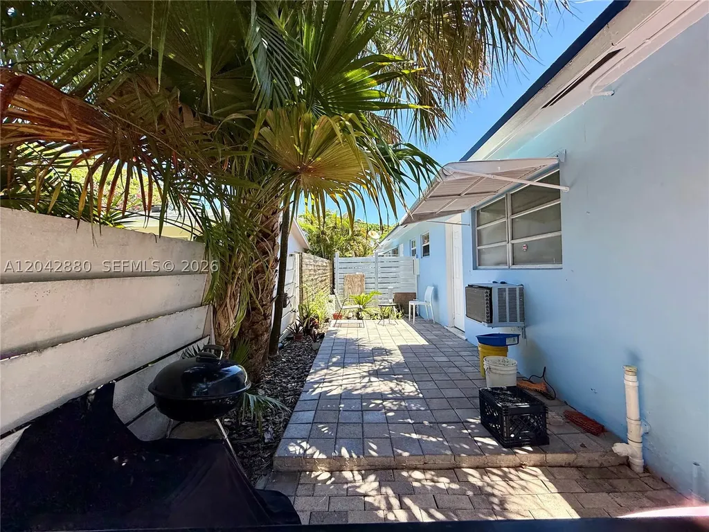 1417 NE 5th Avenue Fort Lauderdale FL 33304