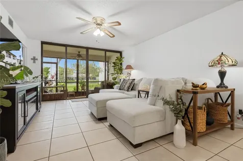 11230 Taft Street Pembroke Pines FL 33026