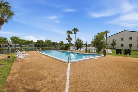 11230 Taft Street Pembroke Pines FL 33026