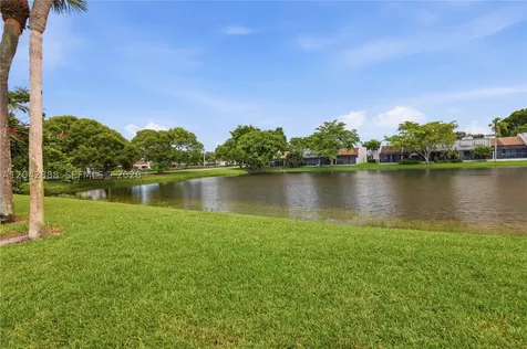 11230 Taft Street Pembroke Pines FL 33026