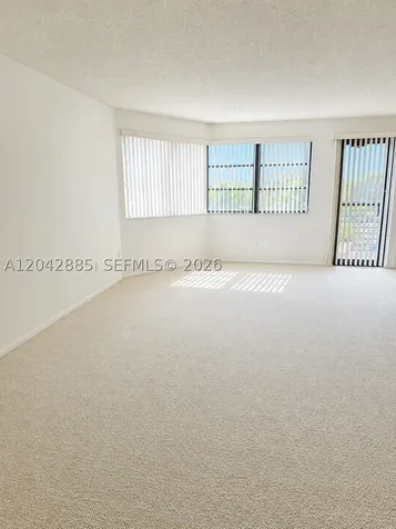 20840 San Simeon Way Miami FL 33179