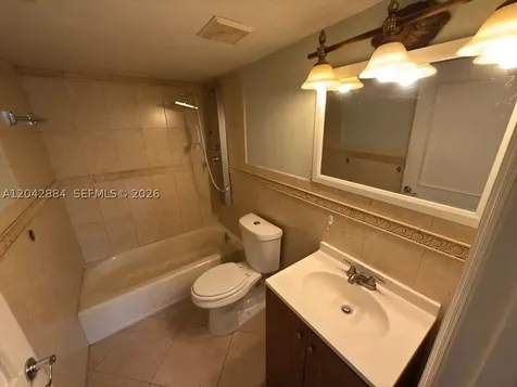 2735 W 52nd Street Hialeah FL 33016