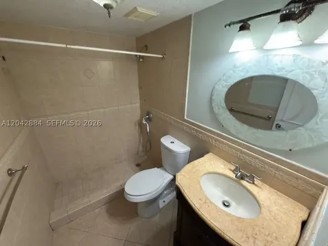 2735 W 52nd Street Hialeah FL 33016