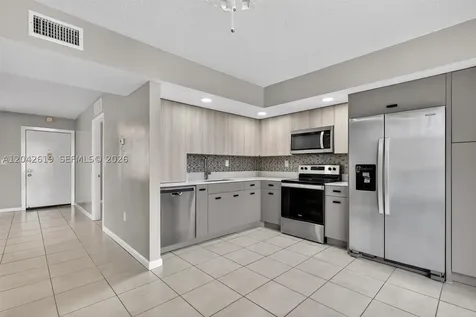 8065 SW 107th Avenue Miami FL 33173