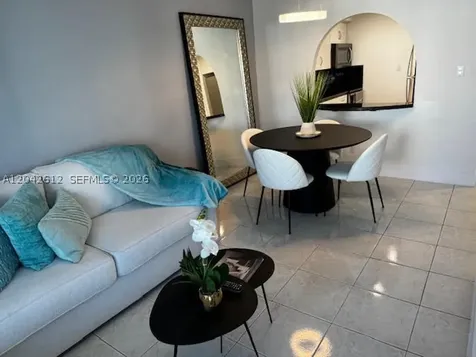 5401 Collins Avenue Miami Beach FL 33140