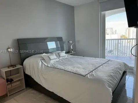 5401 Collins Avenue Miami Beach FL 33140