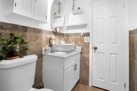 9675 NW 26th Place Sunrise FL 33322