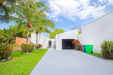9675 NW 26th Place Sunrise FL 33322