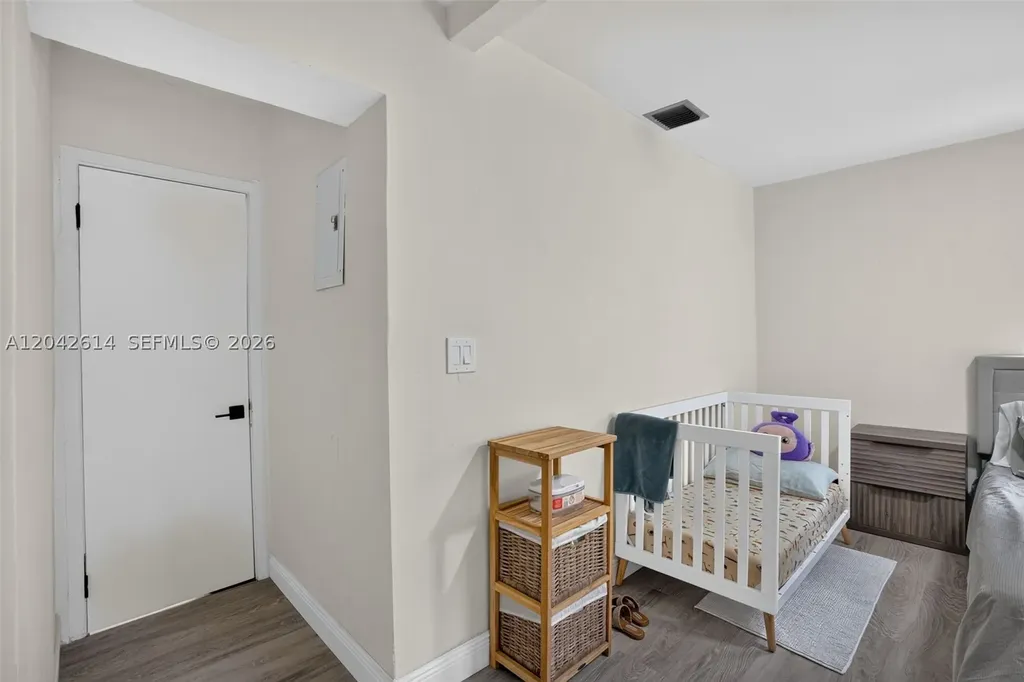 2446 Mckinley Street Hollywood FL 33020