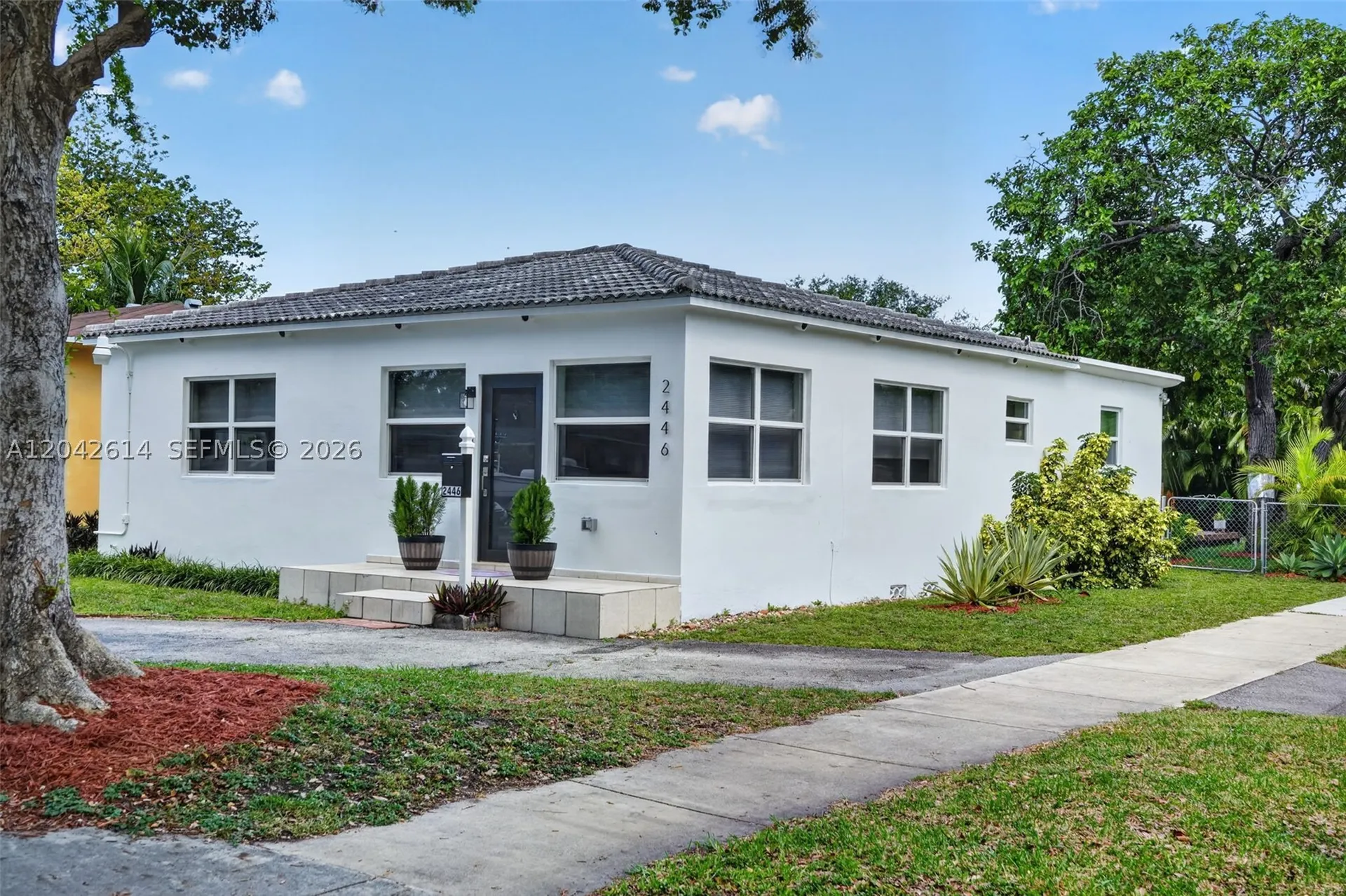 2446 Mckinley Street Hollywood FL 33020