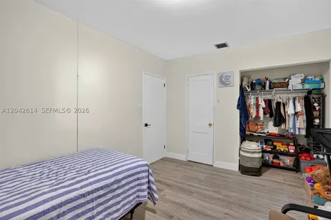 2446 Mckinley Street Hollywood FL 33020