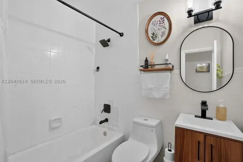 2446 Mckinley Street Hollywood FL 33020