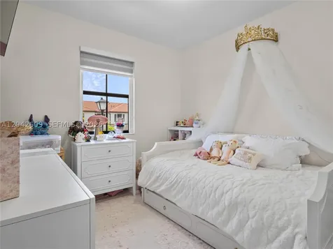 3347 W 106th Terrace Hialeah FL 33018