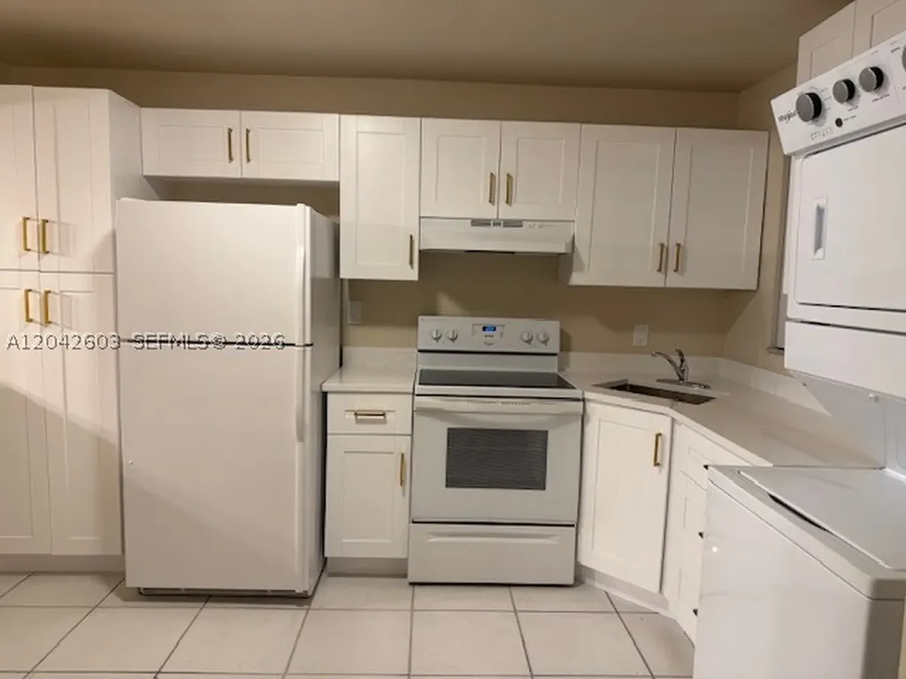 3760 NW 115th Way Coral Springs FL 33065
