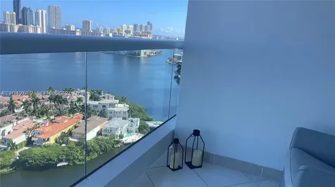7000 Island Boulevard Aventura FL 33160