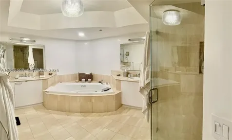 7000 Island Boulevard Aventura FL 33160