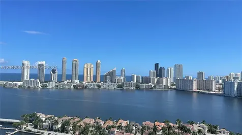 7000 Island Boulevard Aventura FL 33160
