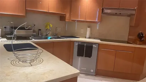7000 Island Boulevard Aventura FL 33160