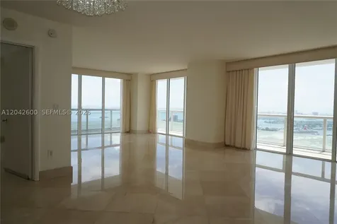 50 Biscayne Boulevard Miami FL 33132