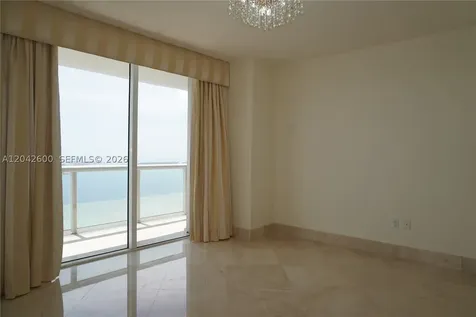 50 Biscayne Boulevard Miami FL 33132