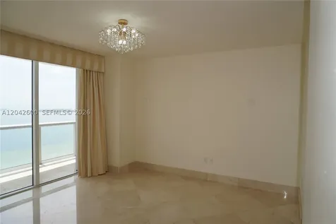 50 Biscayne Boulevard Miami FL 33132
