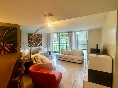 3475 N Country Club Drive Aventura FL 33180