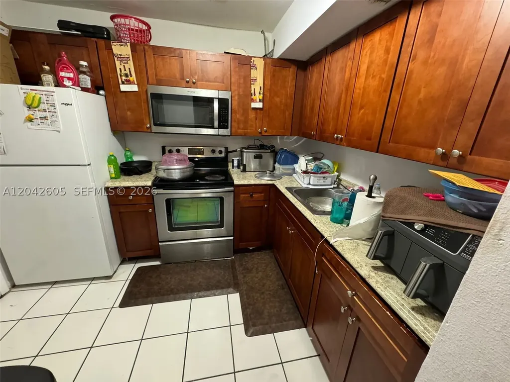 3600 NW 21st Street Lauderdale Lakes FL 33311