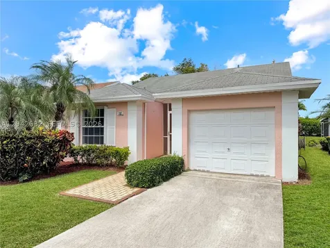 707 SE 22nd Drive Homestead FL 33033