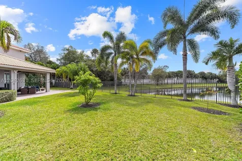 6734 Hannah Cove West Palm Beach FL 33411
