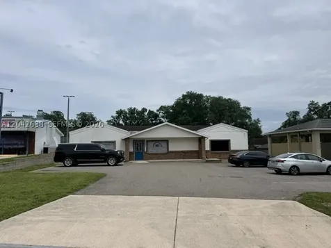 223 Commonwealth Avenue SW Other City - In The State Of Florida FL 33868