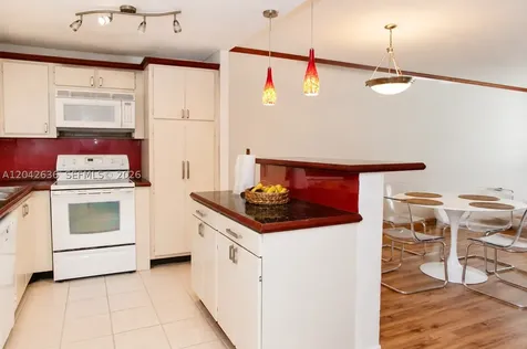 19390 Collins Avenue Sunny Isles Beach FL 33160
