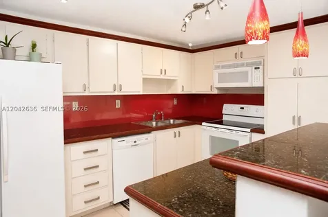 19390 Collins Avenue Sunny Isles Beach FL 33160