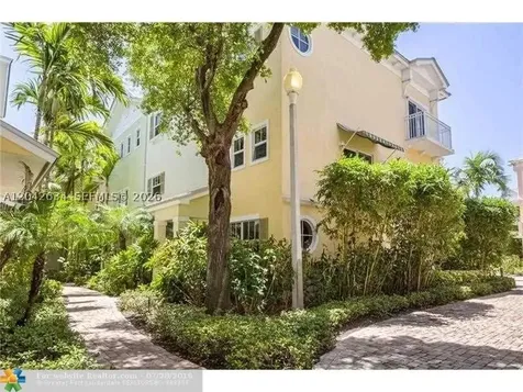 708 SE 15th Street Fort Lauderdale FL 33316