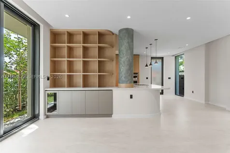 3601 SW 23rd Terrace Miami FL 33145