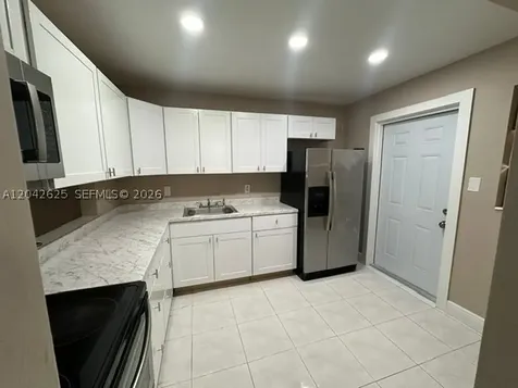 251 NE 187th Street Miami FL 33179