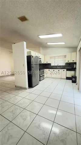 19058 NW 77th Place Hialeah FL 33015