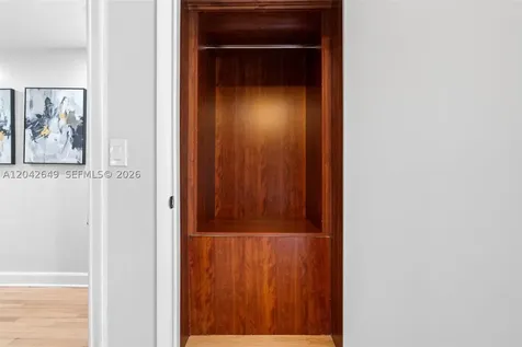 1209 La Mancha Avenue Coral Gables FL 33134