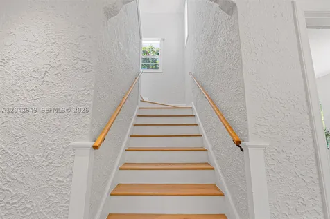 1209 La Mancha Avenue Coral Gables FL 33134