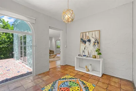 1209 La Mancha Avenue Coral Gables FL 33134