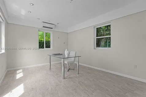 1209 La Mancha Avenue Coral Gables FL 33134