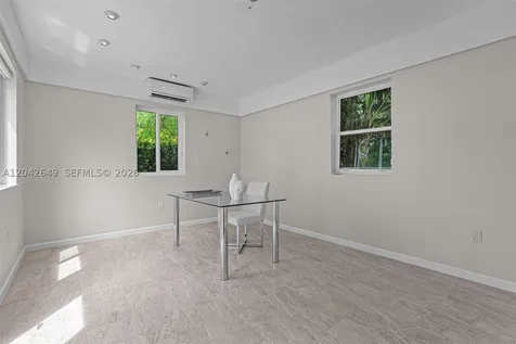 1209 La Mancha Avenue Coral Gables FL 33134