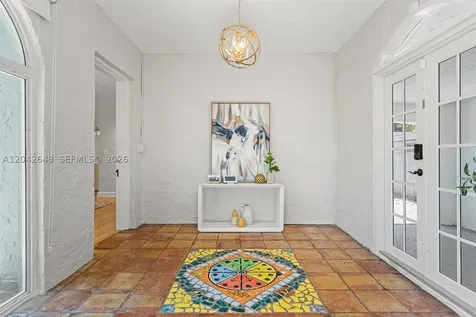 1209 La Mancha Avenue Coral Gables FL 33134