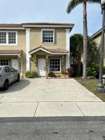 726 SW 122nd Avenue Pembroke Pines FL 33025