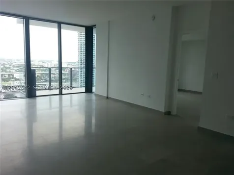 68 SE 6 Street Miami FL 33131