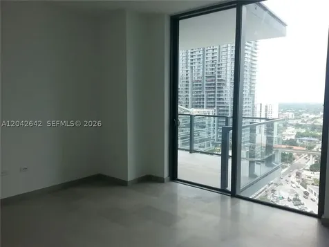 68 SE 6 Street Miami FL 33131