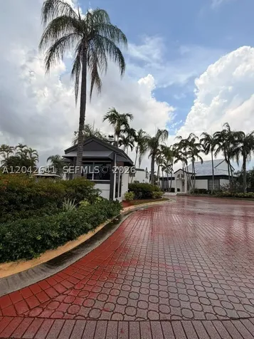 9731 Fontainebleau Boulevard Miami FL 33172