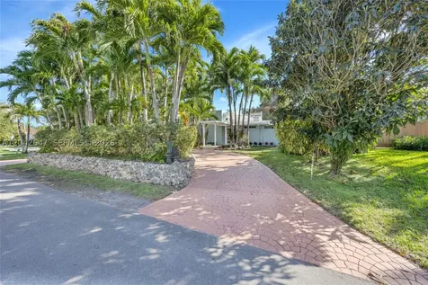 5742 SW 51st Terrace Miami FL 33155