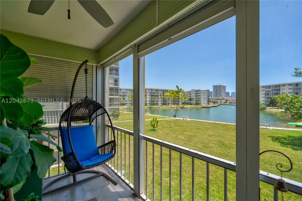 2851 Leonard Drive Aventura FL 33160