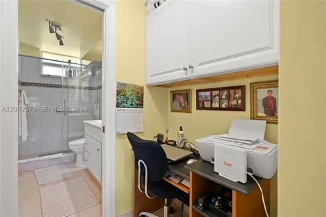 2851 Leonard Drive Aventura FL 33160