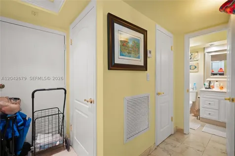 2851 Leonard Drive Aventura FL 33160